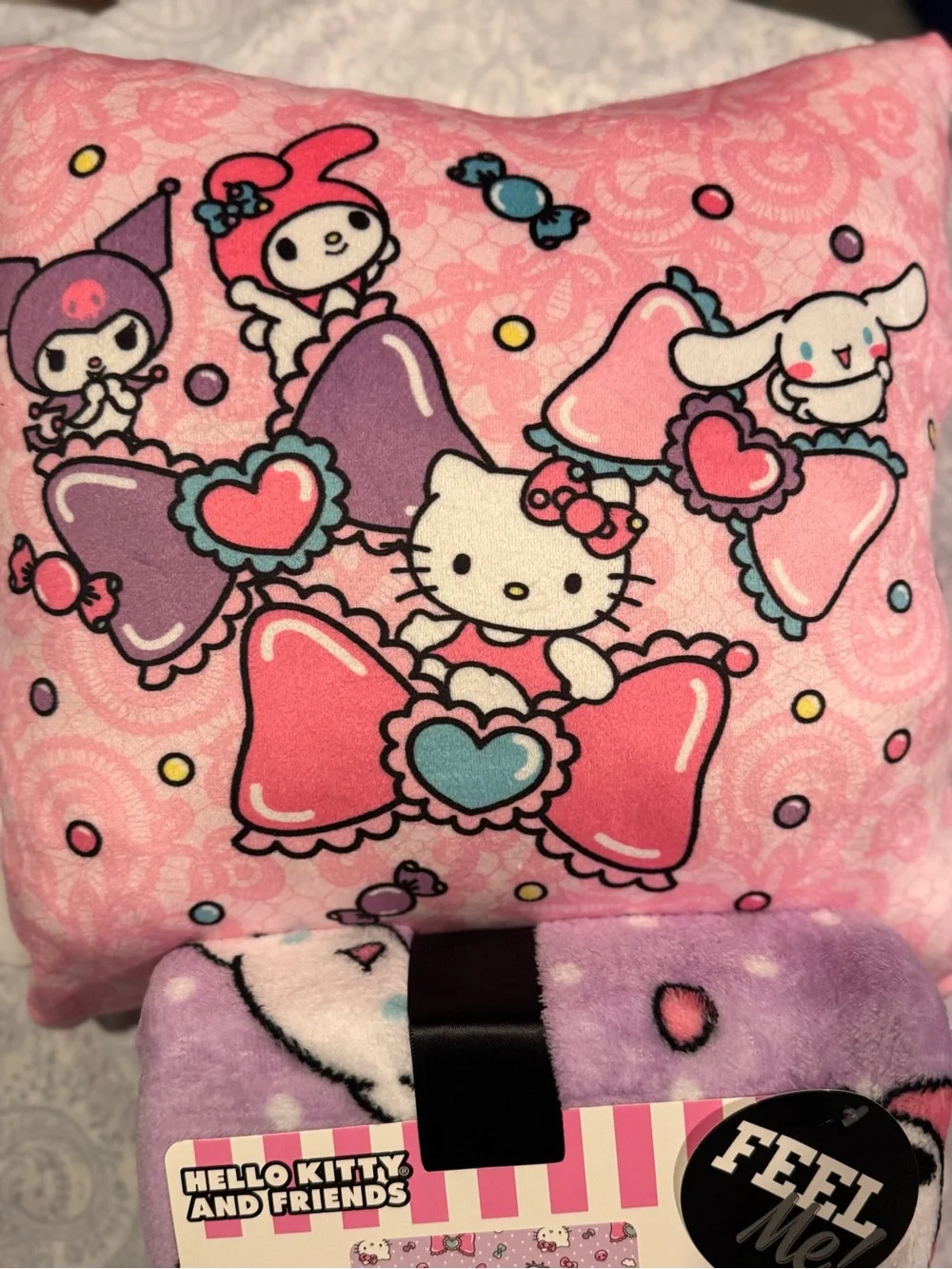Hello Kitty hello kitty